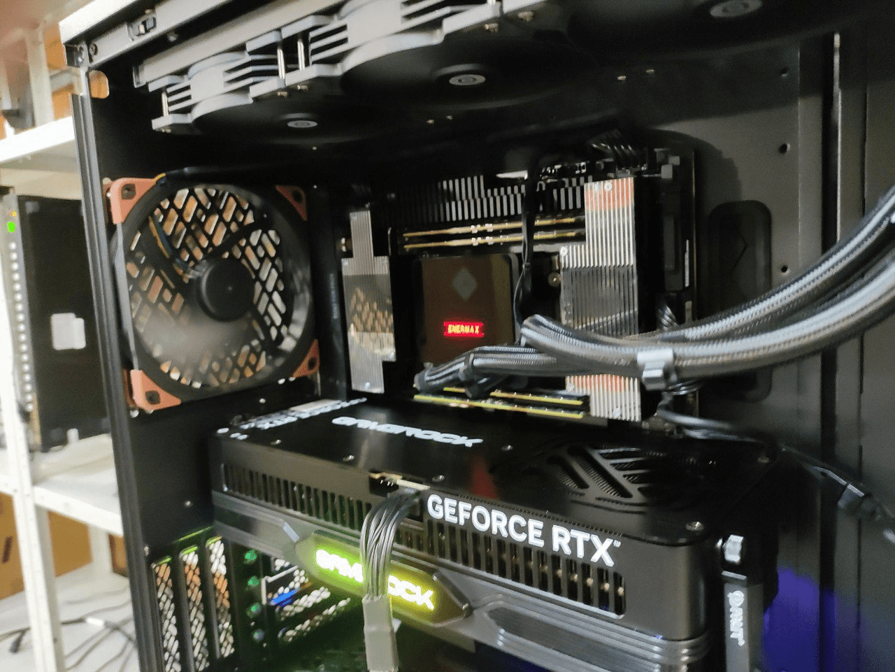 Процессор Threadripper и видеокарта RTX 5090